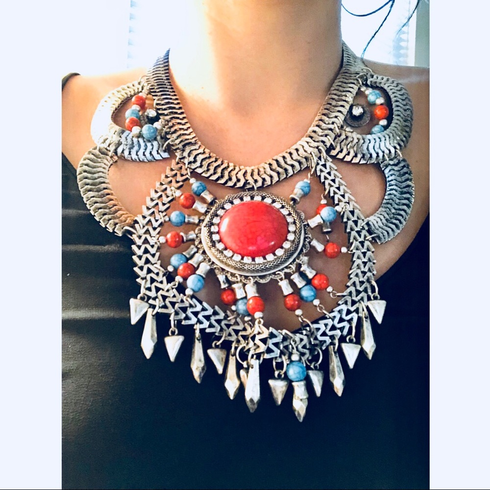 H&M Large bib tribal necklace silver beaded